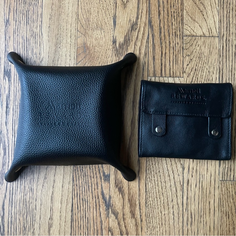 Black Pebbled Valet Tray & Snap Pouch Set Home Travel or Vacation by Marriott